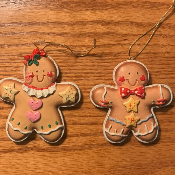 SET OF 2 GINGERBREAD FIGURES,  MALE AND FEMALE, CHRISTMAS ORNAMENTS - Picture 1 of 4